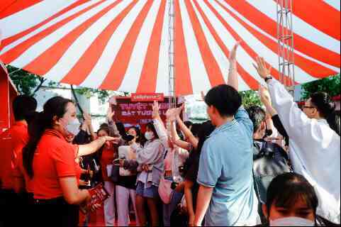 CellphoneS thu hút 150.000 sinh viên tham gia sự kiện công nghệ S-Camp 2023 - Ảnh 2. CellphoneS thu hút 150.000 sinh viên tham gia sự kiện công nghệ S-Camp 2023 - Ảnh 2.