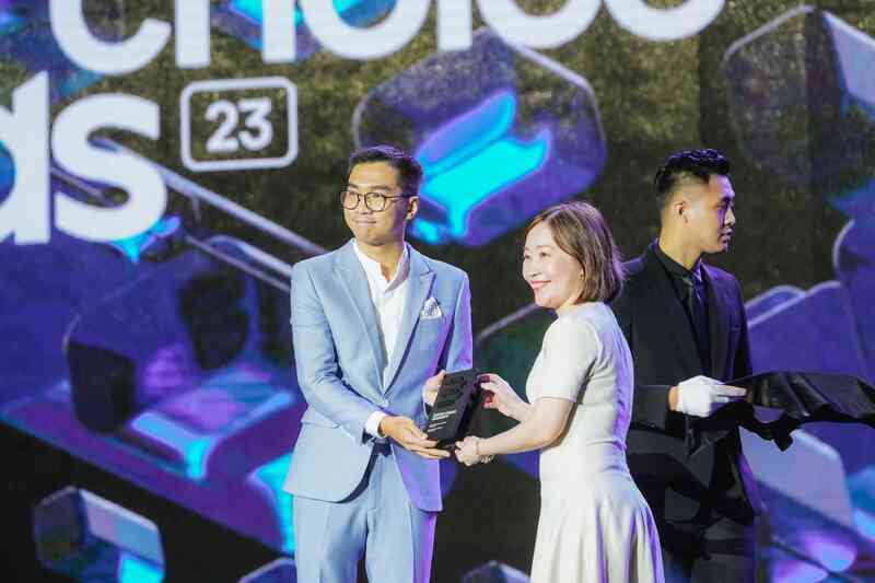 Nhìn lại những khoảnh khắc trao giải ấn tượng tại đêm Gala sự kiện Better Choice Awards 2023 - Ảnh 8. Nhìn lại những khoảnh khắc trao giải ấn tượng tại đêm Gala sự kiện Better Choice Awards 2023 - Ảnh 8.