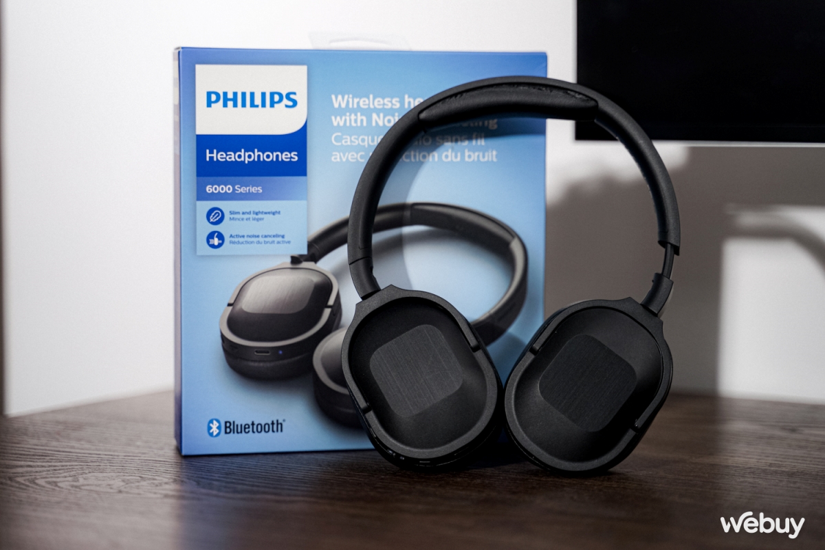 Tai nghe Philips giảm giá 75% còn 799.000đ: Chất âm hay, siêu gọn nhẹ, thêm chống ồn nhưng có điểm trừ lớn - Ảnh 2. Tai nghe Philips giảm giá 75% còn 799.000đ: Chất âm hay, siêu gọn nhẹ, thêm chống ồn nhưng có điểm trừ lớn - Ảnh 2.