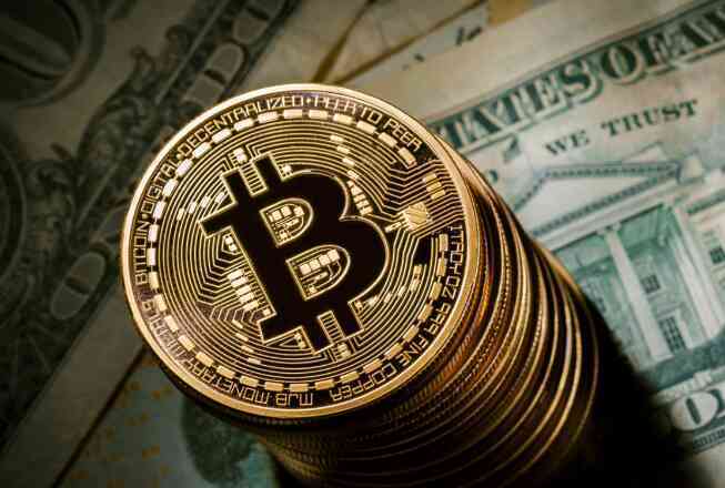 Bộ Tài chính liên hệ với sàn giao dịch Binance để tham khảo về vấn đề tiền ảo