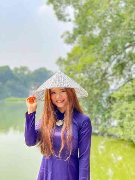 Từ cô giáo trẻ lên mạng xin từng vỏ mì tôm đến dự án yêu thương: "Chúng tôi đã đi được xa hơn trên hành trình màu xanh này"