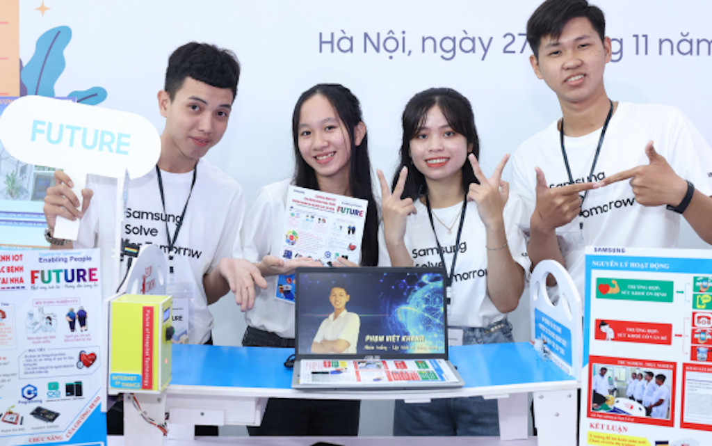 Cuộc thi Solve for Tomorrow khuấy động đam mê công nghệ cho học sinh