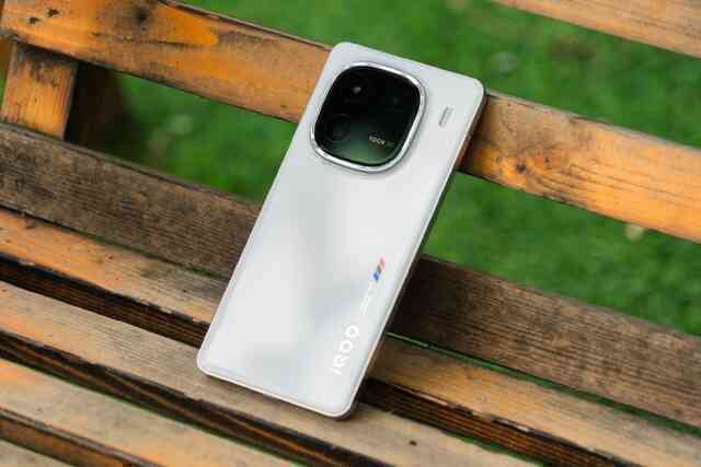 vivo ra mắt smartphone Snapdragon 8 Gen 3, camera zoom 100X, giá chỉ từ hơn 13 triệu đồng - Ảnh 9. vivo ra mắt smartphone Snapdragon 8 Gen 3, camera zoom 100X, giá chỉ từ hơn 13 triệu đồng - Ảnh 9.