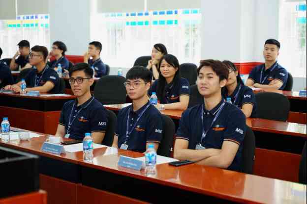 Làm chủ AI cùng chương trình Thạc sĩ tại Đại học FPT - Ảnh 2. Làm chủ AI cùng chương trình Thạc sĩ tại Đại học FPT - Ảnh 2.