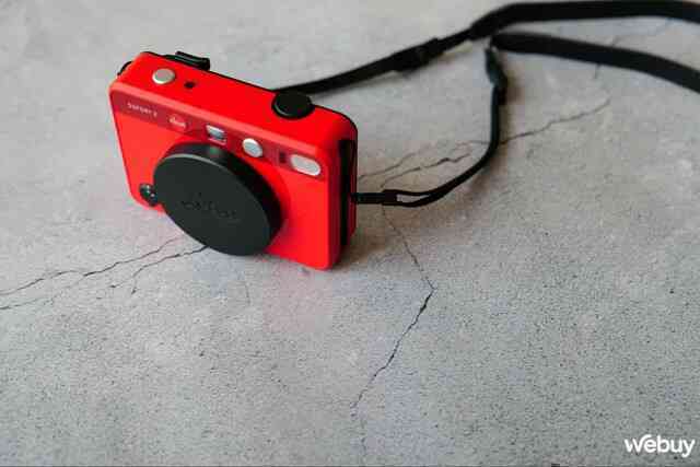 Ra đường chụp ảnh với Leica Sofort 2: Chụp in ngay và có cả bản số, màu ảnh hoài cổ- Ảnh 23.
