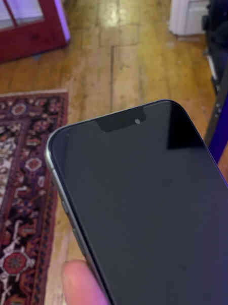 Đặt mua iPhone 15 Pro Max ngay trên website Apple, người dùng nhận về iPhone nhái chạy Android- Ảnh 4. Đặt mua iPhone 15 Pro Max ngay trên website Apple, người dùng nhận về iPhone nhái chạy Android- Ảnh 4.