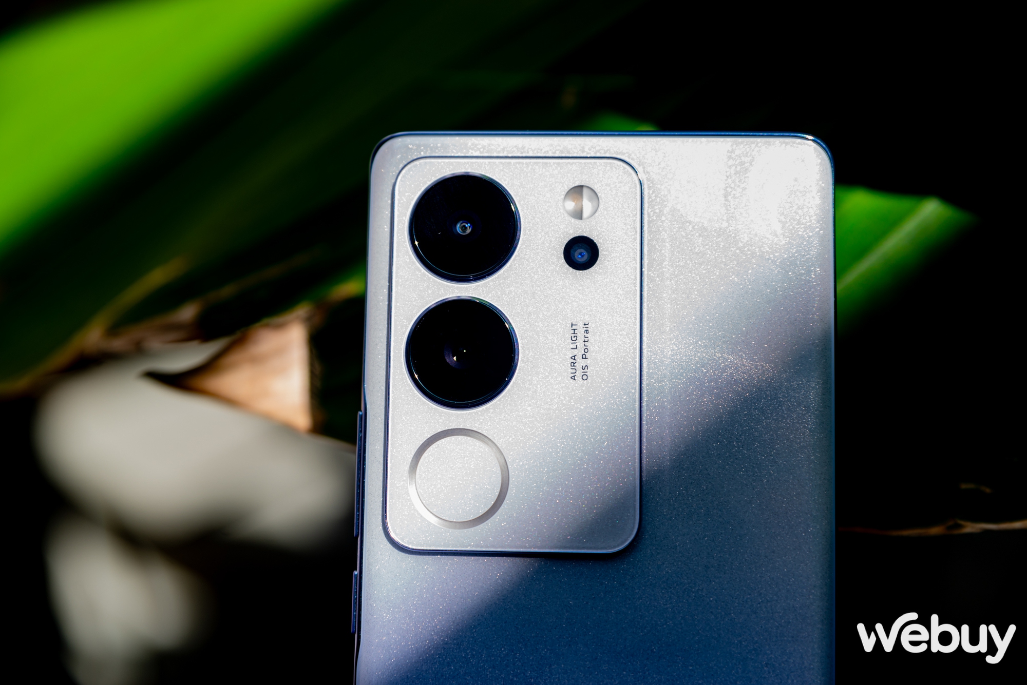 Trải nghiệm nhanh vivo V29 Series: Thiết kế mỏng nhẹ cao cấp, sạc nhanh 80W, đèn Aura đa năng hơn có mang đến sự khác biệt? - Ảnh 6. Trải nghiệm nhanh vivo V29 Series: Thiết kế mỏng nhẹ cao cấp, sạc nhanh 80W, đèn Aura đa năng hơn có mang đến sự khác biệt? - Ảnh 6.