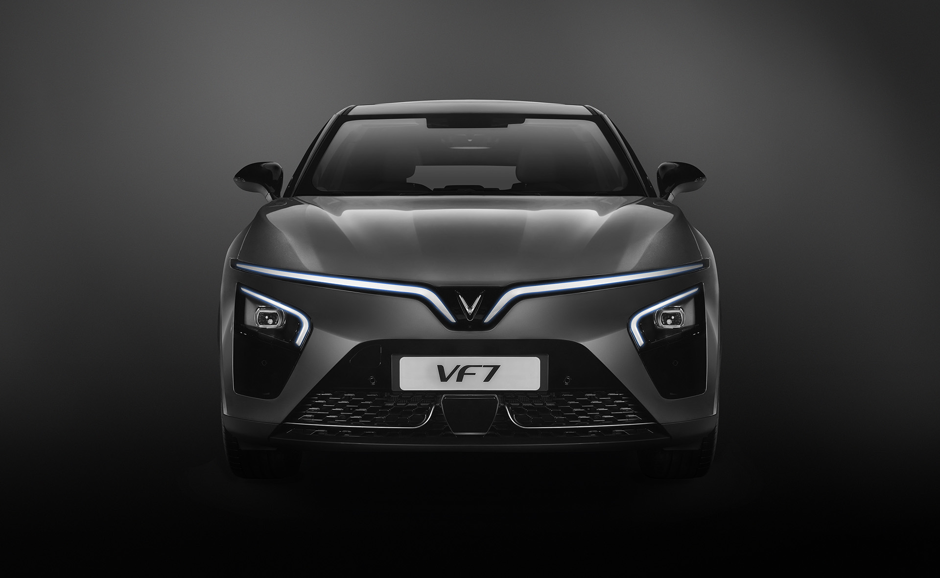 VinFast VF 7 chốt giá từ 850 triệu: Đi tối đa 431 km, thuê pin từ 2,9 triệu/tháng, giao xe trước Tết- Ảnh 2. VinFast VF 7 chốt giá từ 850 triệu: Đi tối đa 431 km, thuê pin từ 2,9 triệu/tháng, giao xe trước Tết- Ảnh 2.