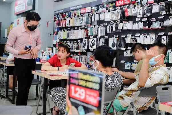CellphoneS bùng nổ sale rực rỡ - rẻ khó đỡ trong 4 ngày Black Fire-Day- Ảnh 3.
