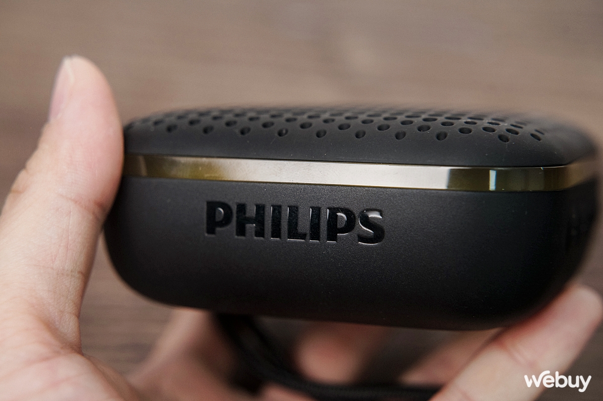 Loa Philips mini giảm 78% còn 346.000đ: Chống nước IPX7, chất âm đủ nghe, pin “trâu” mà phải sale mới đáng mua- Ảnh 7. Loa Philips mini giảm 78% còn 346.000đ: Chống nước IPX7, chất âm đủ nghe, pin “trâu” mà phải sale mới đáng mua- Ảnh 7.