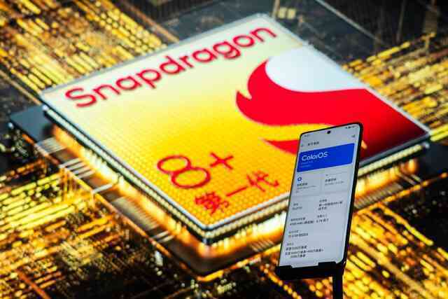 OPPO Reno11 Pro ra mắt: Snapdragon 8+ Gen 1, sạc 100W, camera 50MP, giá 11,9 triệu đồng- Ảnh 6. OPPO Reno11 Pro ra mắt: Snapdragon 8+ Gen 1, sạc 100W, camera 50MP, giá 11,9 triệu đồng- Ảnh 6.