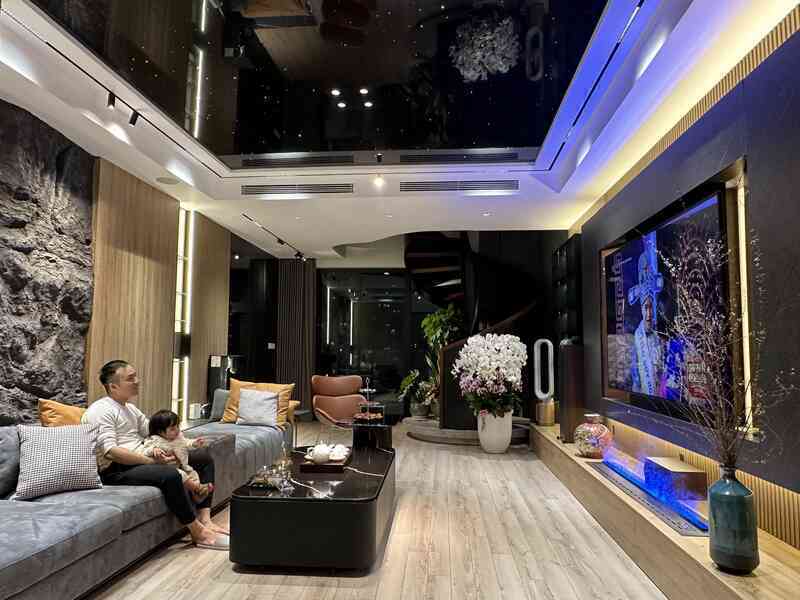 Nhà 7 tầng, chi 8 tỷ làm nội thất thông minh: Chủ nhân là chuyên gia LifeTech, tiết kiệm tiền điện nhờ cách này!- Ảnh 3. Nhà 7 tầng, chi 8 tỷ làm nội thất thông minh: Chủ nhân là chuyên gia LifeTech, tiết kiệm tiền điện nhờ cách này!- Ảnh 3.