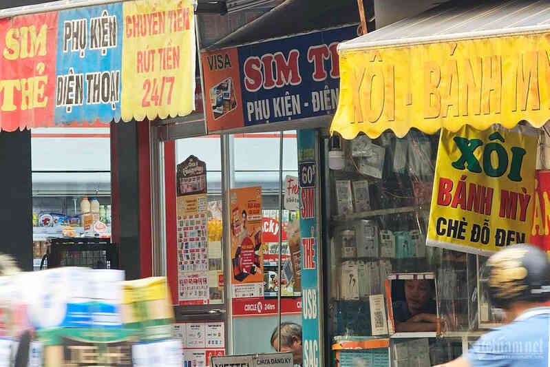 Đại lý "bắt tay" nhân viên nhà mạng kích hoạt SIM online cho thuê bao mới
