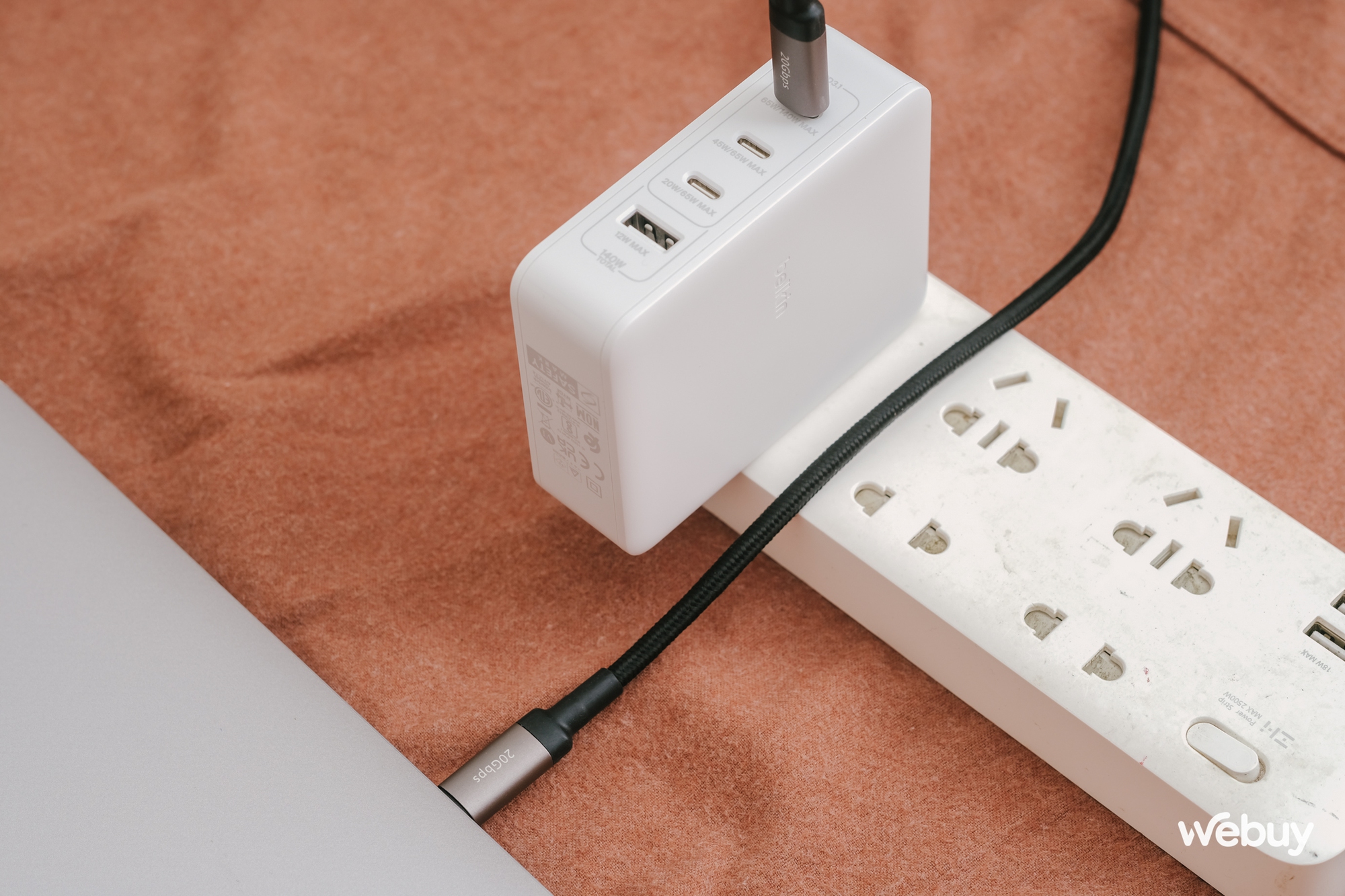 Củ sạc nhanh 140W