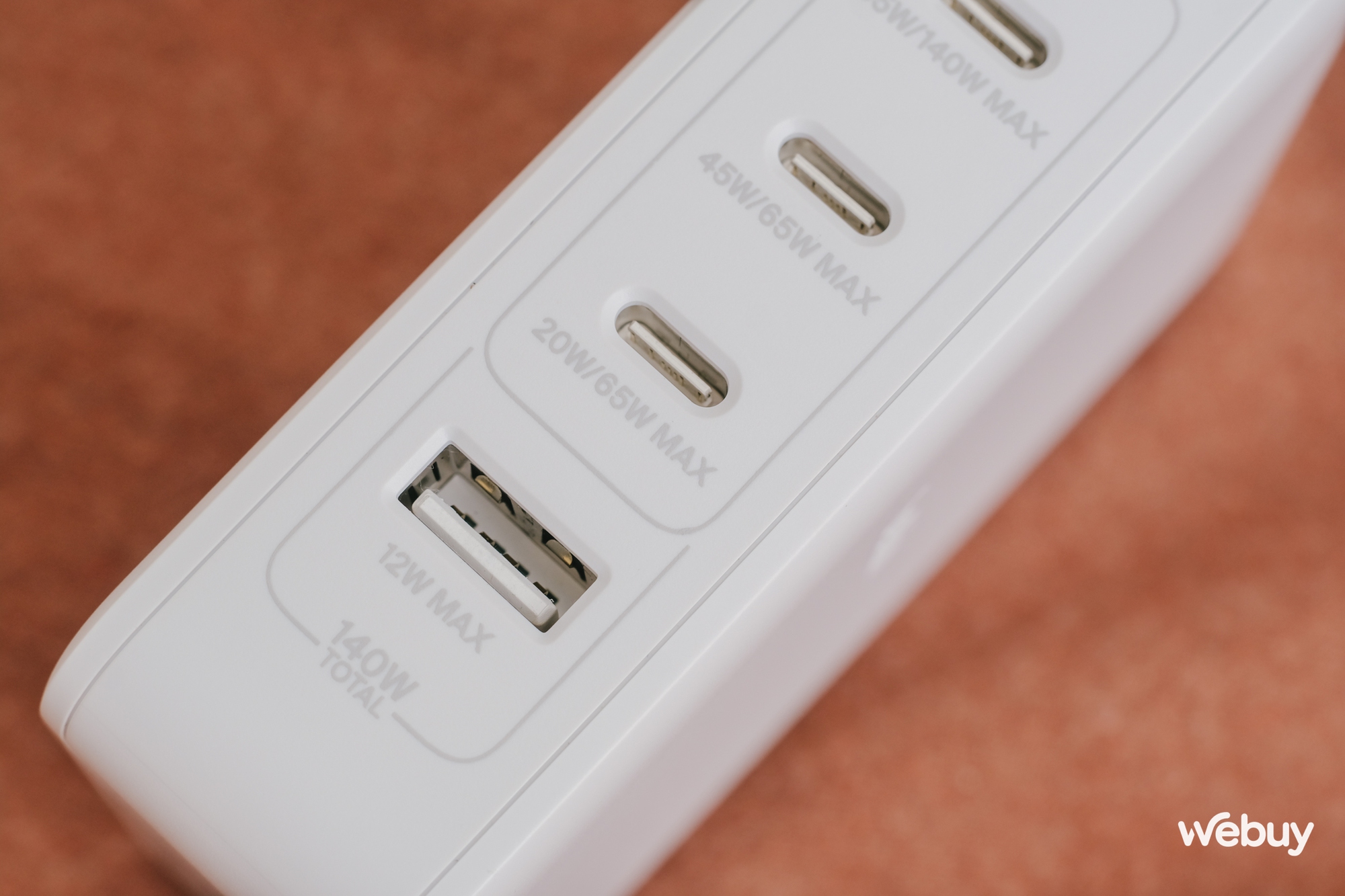 Củ sạc nhanh 140W