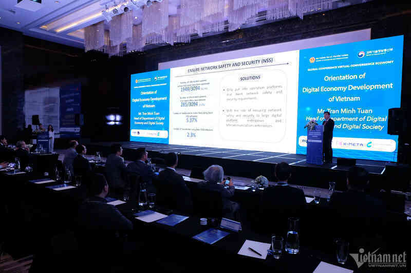 W-viet-han-forum-10-1.jpg