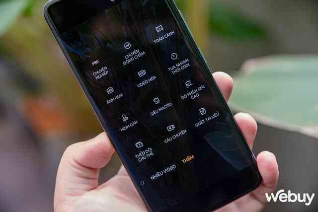 Cận cảnh Honor 90: Thiết kế không lạ nhưng vẫn cuốn, camera cực Cận cảnh Honor 90: Thiết kế không lạ nhưng vẫn cuốn, camera cực