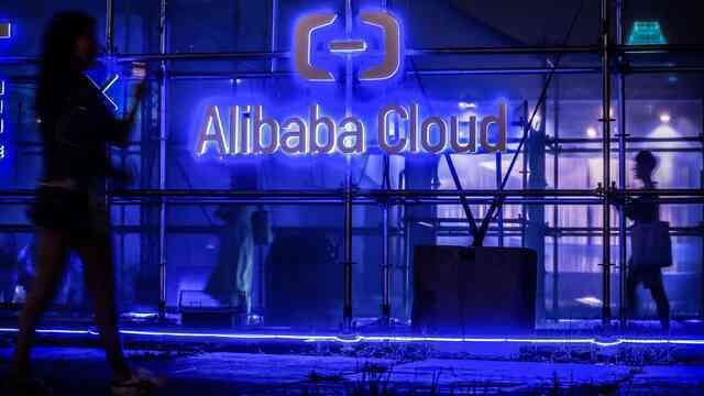 Jack Ma đau đầu vì điện toán đám mây: Từ con gà đẻ trứng vàng của Alibaba đến ‘cục nợ’ ghim hàng trăm triệu USD cổ phiếu- Ảnh 4.