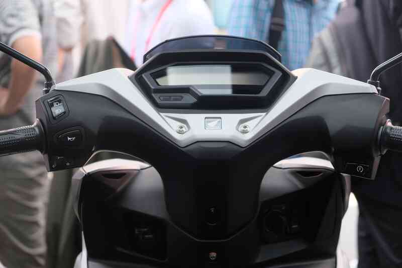 Honda Winner X 2024 ra mắt Việt Nam: Giá từ hơn 46 triệu, thêm công nghệ của xe đua đấu Exciter- Ảnh 8. Honda Winner X 2024 ra mắt Việt Nam: Giá từ hơn 46 triệu, thêm công nghệ của xe đua đấu Exciter- Ảnh 8.