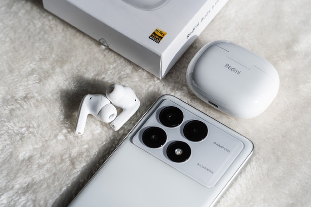 Xiaomi ra mắt tai nghe TWS giá 1,3 triệu đồng: Âm thanh Hi-Res, có chống ồn chủ động, độ trễ siêu thấp, pin 38 giờ- Ảnh 2. Xiaomi ra mắt tai nghe TWS giá 1,3 triệu đồng: Âm thanh Hi-Res, có chống ồn chủ động, độ trễ siêu thấp, pin 38 giờ- Ảnh 2.