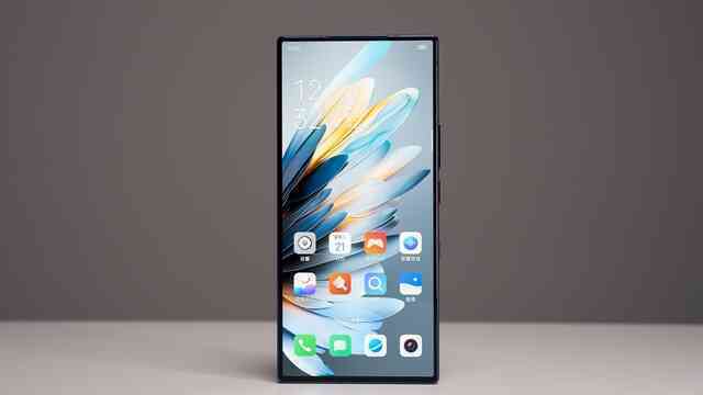 Lộ diện smartphone thiết kế mặt lưng siêu dị, chạy chip Snapdragon 8 Gen 3- Ảnh 4. Lộ diện smartphone thiết kế mặt lưng siêu dị, chạy chip Snapdragon 8 Gen 3- Ảnh 4.