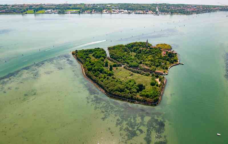 Đảo Poveglia: Hòn đảo bí ẩn và đáng sợ nhất thế giới vì những chuyện lạ khó lý giải