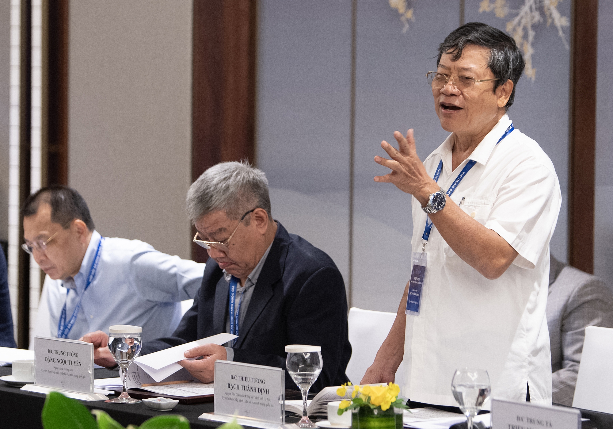 Thượng tướng Lương Tam Quang: 'Cần cảnh báo về các loại tội phạm mạng mới gây bức xúc trong xã hội'- Ảnh 3. Thượng tướng Lương Tam Quang: 'Cần cảnh báo về các loại tội phạm mạng mới gây bức xúc trong xã hội'- Ảnh 3.