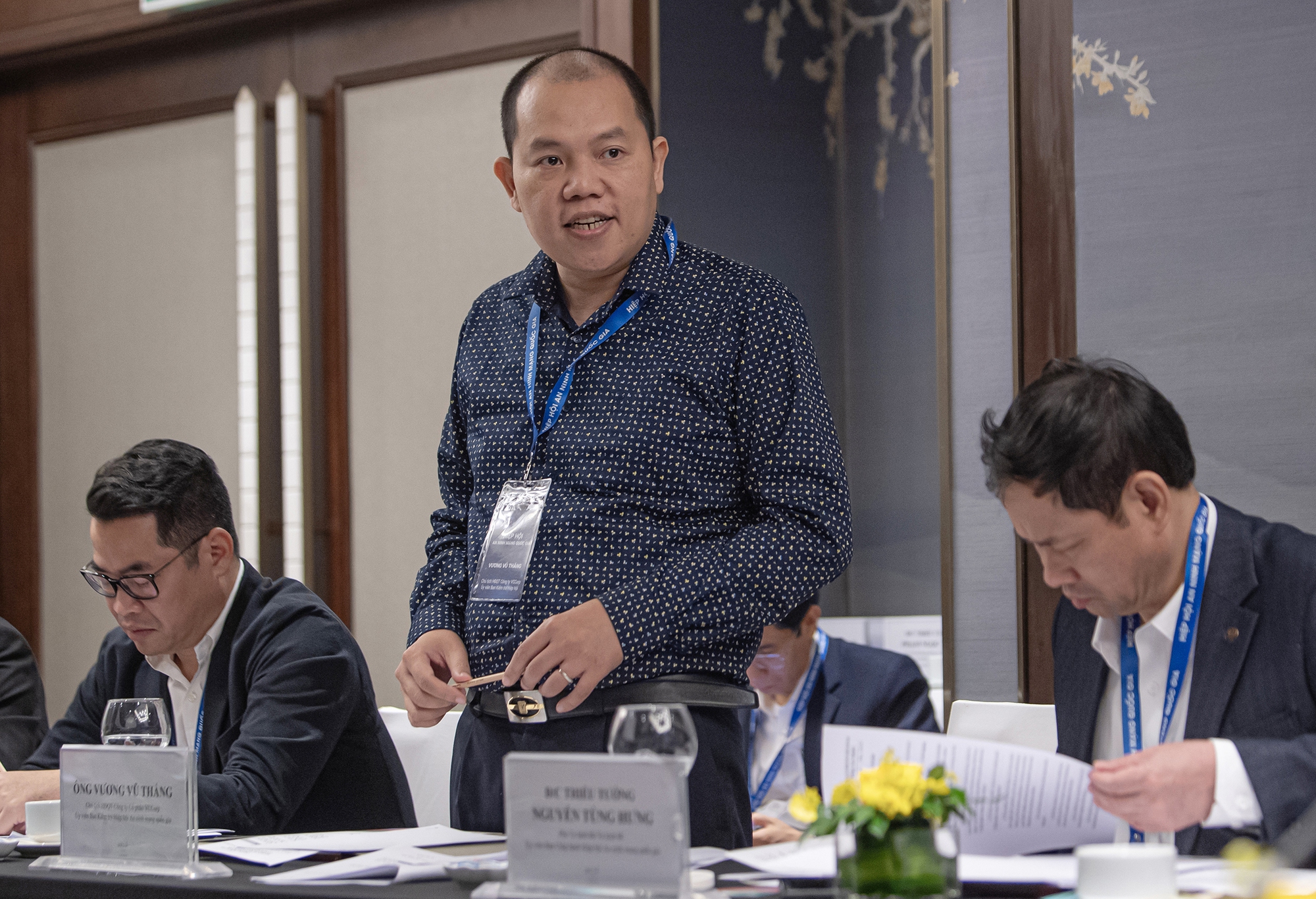 Thượng tướng Lương Tam Quang: 'Cần cảnh báo về các loại tội phạm mạng mới gây bức xúc trong xã hội'- Ảnh 4. Thượng tướng Lương Tam Quang: 'Cần cảnh báo về các loại tội phạm mạng mới gây bức xúc trong xã hội'- Ảnh 4.