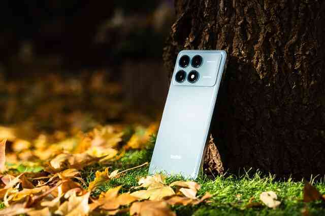 Ảnh thực tế smartphone Xiaomi có chip Snapdragon 8 Gen 3 giá rẻ nhất, màn hình sáng nhất thế giới- Ảnh 3. Ảnh thực tế smartphone Xiaomi có chip Snapdragon 8 Gen 3 giá rẻ nhất, màn hình sáng nhất thế giới- Ảnh 3.