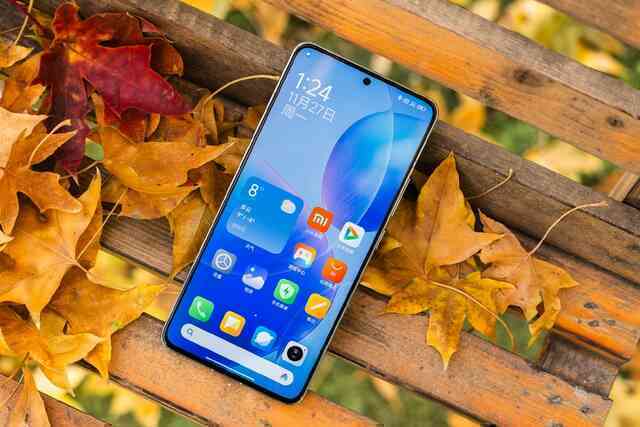 Ảnh thực tế smartphone Xiaomi có chip Snapdragon 8 Gen 3 giá rẻ nhất, màn hình sáng nhất thế giới- Ảnh 6. Ảnh thực tế smartphone Xiaomi có chip Snapdragon 8 Gen 3 giá rẻ nhất, màn hình sáng nhất thế giới- Ảnh 6.