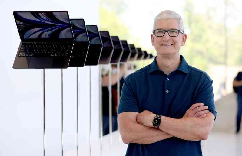 CEO Tim Cook tiết lộ những kỹ năng Apple tìm kiếm khi “săn” nhân tài: Phải tin rằng 1+1=3- Ảnh 2. CEO Tim Cook tiết lộ những kỹ năng Apple tìm kiếm khi “săn” nhân tài: Phải tin rằng 1+1=3- Ảnh 2.