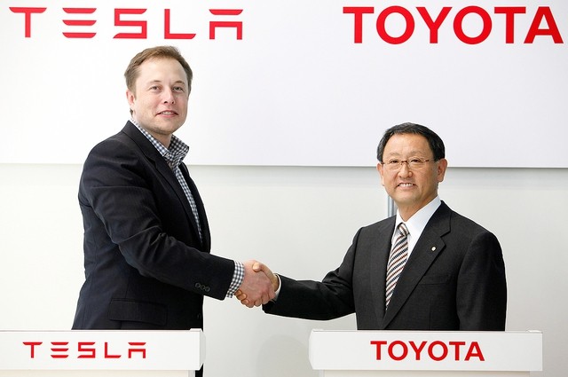 Nghiên cứu cho thấy: Toyota đáng tin cậy hơn Tesla, xe điện nhiều lỗi hơn 80% so với ô tô xăng