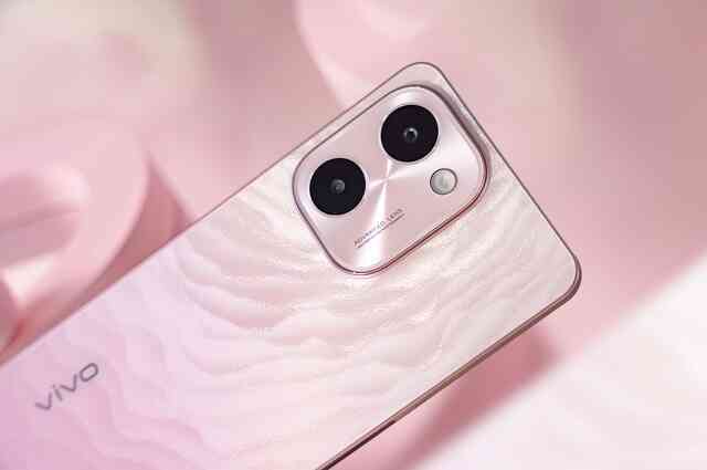 vivo ra mắt điện thoại giá hơn 5 triệu có camera 50MP, RAM 12GB, bộ nhớ 512GB- Ảnh 2. vivo ra mắt điện thoại giá hơn 5 triệu có camera 50MP, RAM 12GB, bộ nhớ 512GB- Ảnh 2.
