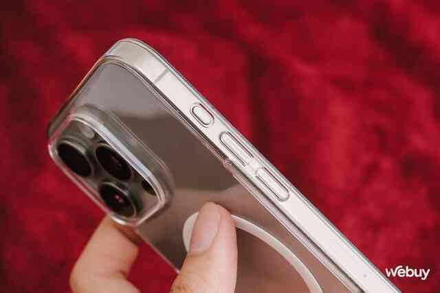 Dùng iPhone 15 Pro Max? Đây là phụ kiện nên mua ngay vì một lý do này- Ảnh 12. Dùng iPhone 15 Pro Max? Đây là phụ kiện nên mua ngay vì một lý do này- Ảnh 12.