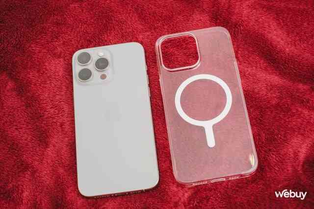Dùng iPhone 15 Pro Max? Đây là phụ kiện nên mua ngay vì một lý do này- Ảnh 7. Dùng iPhone 15 Pro Max? Đây là phụ kiện nên mua ngay vì một lý do này- Ảnh 7.