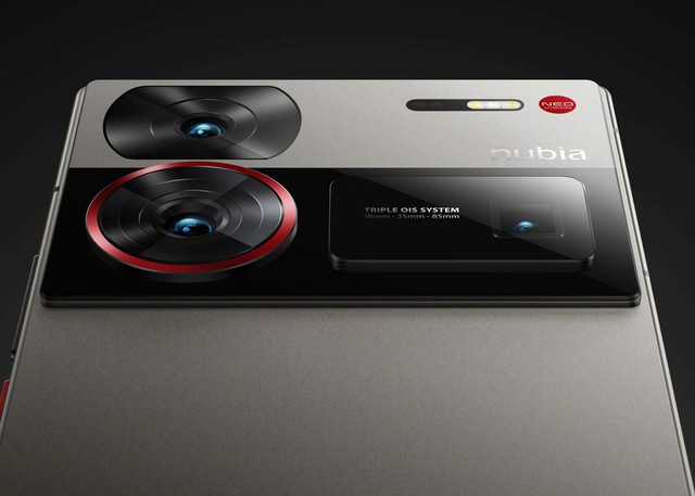 Ra mắt smartphone mặt lưng độc lạ: Chip Snapdragon 8 Gen 3, camera selfie dưới màn hình, pin 6000mAh, giá 14,7 triệu đồng- Ảnh 3.