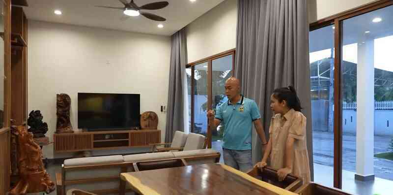 Anh công nhân lương 5 triệu bất ngờ đổi đời, vung tiền xây biệt thự 1000m2 ở Ninh Thuận- Ảnh 8.