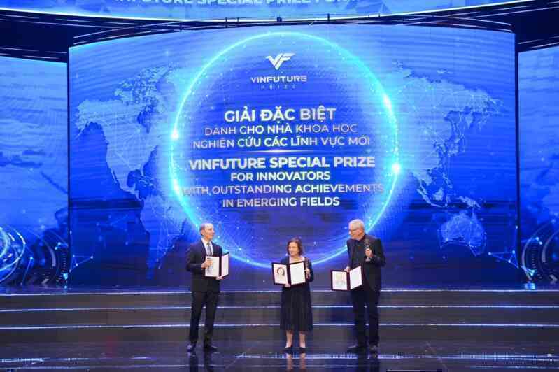 Những nhân vật lớn xuất hiện tại Lễ trao giải thưởng Khoa học Công nghệ toàn cầu VinFuture- Ảnh 6. Những nhân vật lớn xuất hiện tại Lễ trao giải thưởng Khoa học Công nghệ toàn cầu VinFuture- Ảnh 6.
