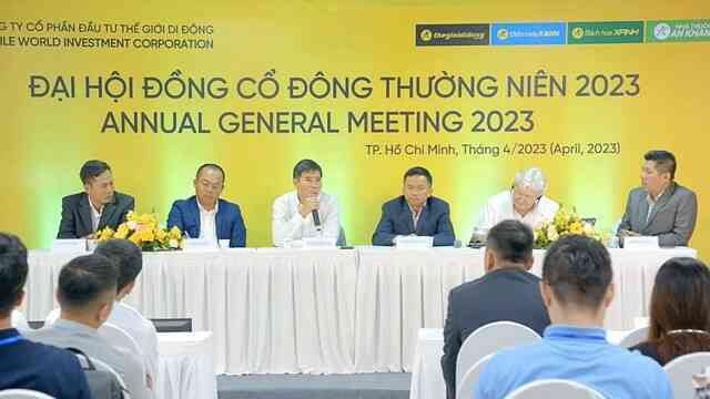 Lời tiên tri "tiếng rên xiết kéo dài" của Chủ tịch Nguyễn Đức Tài linh nghiệm với chính Thế Giới Di Động, còn các đối thủ đang ra sao?