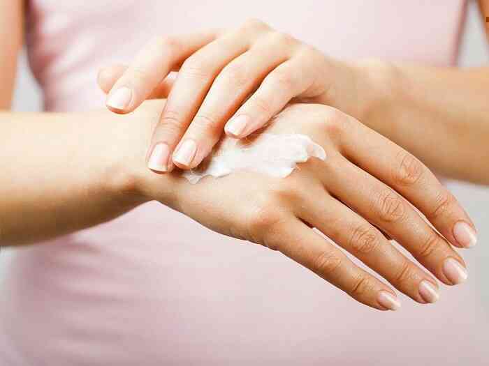 6 mẹo đơn giản giúp bạn tránh bị điện giật “tanh tách” trong mùa đông- Ảnh 4. 6 mẹo đơn giản giúp bạn tránh bị điện giật “tanh tách” trong mùa đông- Ảnh 4.