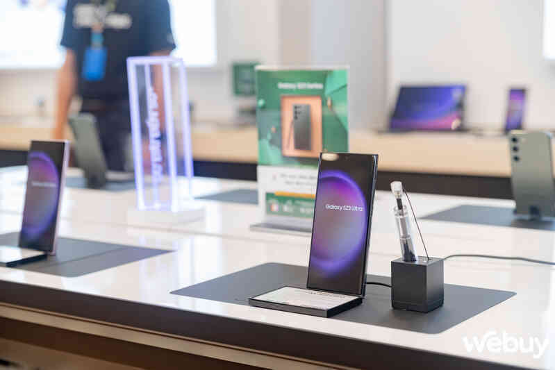 Điều gì hấp dẫn bên trong Cửa Hàng Trải Nghiệm Samsung lớn nhất cả nước vừa mới được khai trương- Ảnh 6. Điều gì hấp dẫn bên trong Cửa Hàng Trải Nghiệm Samsung lớn nhất cả nước vừa mới được khai trương- Ảnh 6.