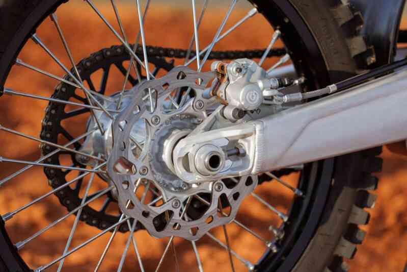 Ảnh chi tiết Triumph TF 250-X 2024: Thiết kế mới lạ đầy mạnh mẽ- Ảnh 6. Ảnh chi tiết Triumph TF 250-X 2024: Thiết kế mới lạ đầy mạnh mẽ- Ảnh 6.
