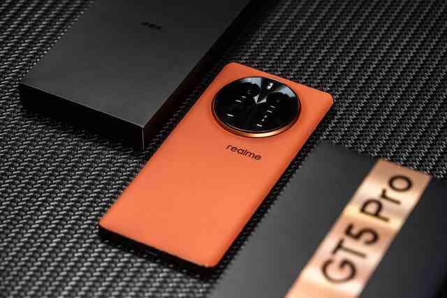 realme ra mắt smartphone Snapdragon 8 Gen 3 giá chỉ hơn 11 triệu đồng- Ảnh 2.