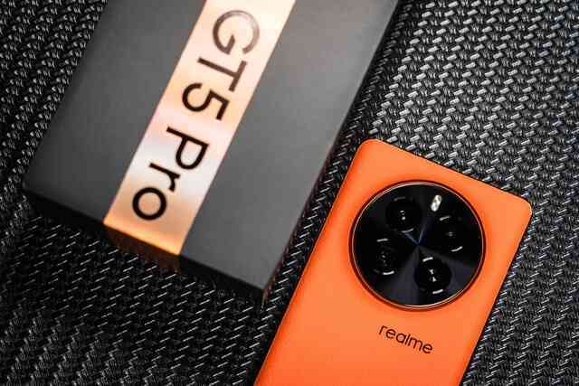 realme ra mắt smartphone Snapdragon 8 Gen 3 giá chỉ hơn 11 triệu đồng- Ảnh 3. realme ra mắt smartphone Snapdragon 8 Gen 3 giá chỉ hơn 11 triệu đồng- Ảnh 3.