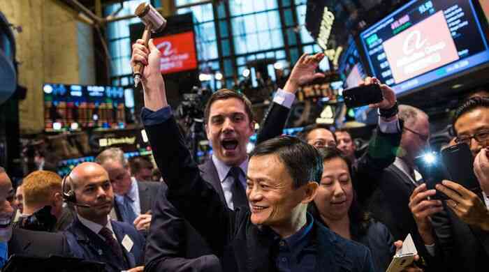 Cú vạ miệng giá trăm tỷ USD của Jack Ma: Khiến Alibaba quay lại vạch xuất phát sau 24 năm, giá cổ phiếu giờ chỉ bằng lúc IPO, nhân viên 'lo lắng, bối rối'