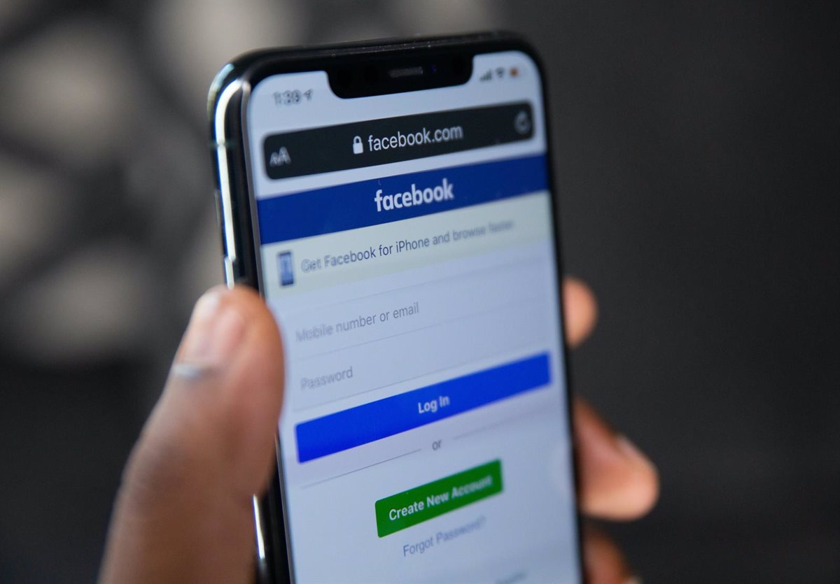 Mắc sai lầm sơ đẳng, Facebook khiến khả năng bảo mật 2 lớp vô dụng trước hacker