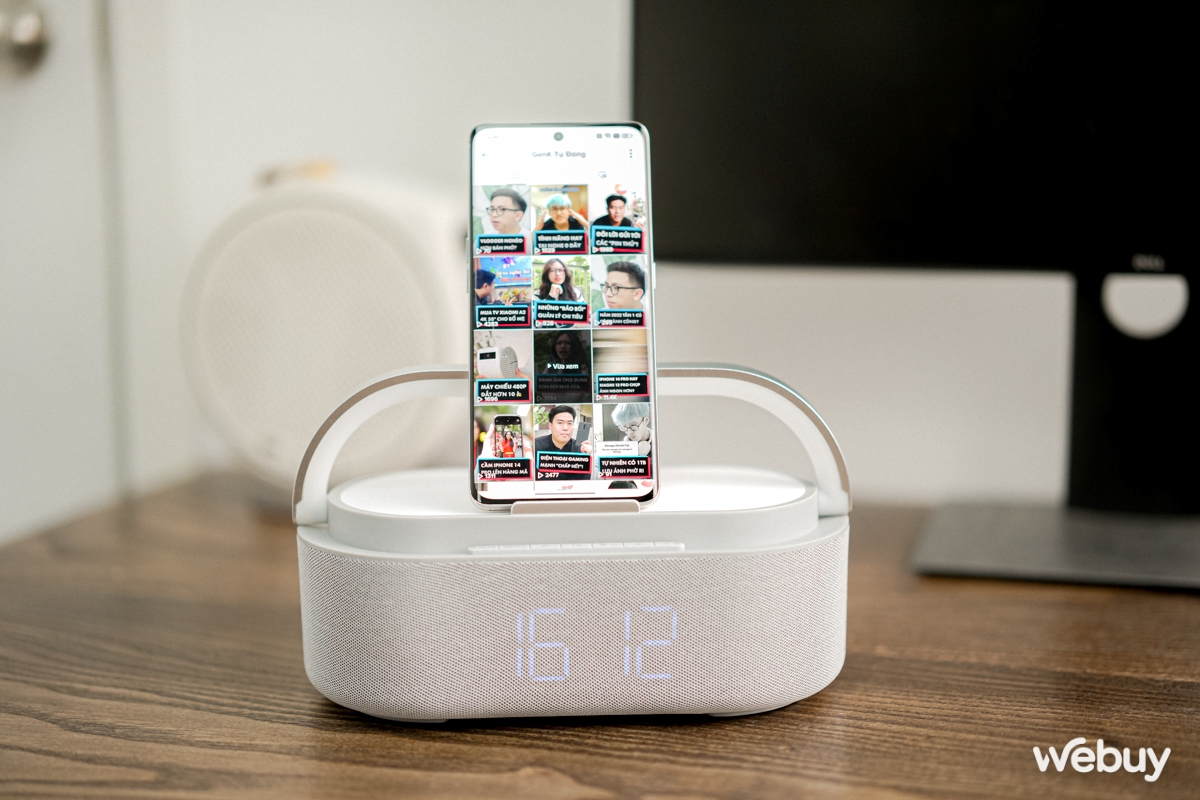 Trên tay loa OPPO Olike S2: Quà tặng mà quá “chất”, kết hợp thêm đèn, đồng hồ, đài FM và chân đế điện thoại - Ảnh 11.