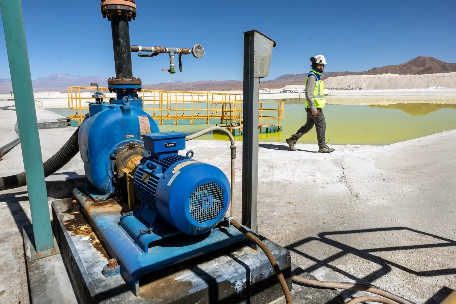 Đột nhiên tìm thấy mỏ lithium khổng lồ, Ấn Độ tự dưng lột xác thành ‘ông lớn’ trong lĩnh vực pin và xe điện - Ảnh 2. Đột nhiên tìm thấy mỏ lithium khổng lồ, Ấn Độ tự dưng lột xác thành ‘ông lớn’ trong lĩnh vực pin và xe điện - Ảnh 2.