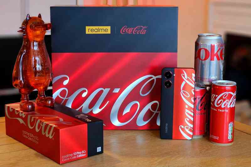 Ra mắt điện thoại Coca-Cola, giá chỉ 5,9 triệu đồng
