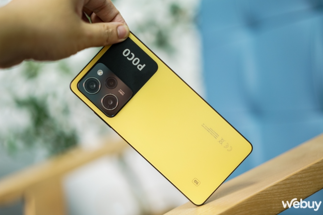 Mở hộp POCO X5 Pro 5G tại Việt Nam: Tông vàng đen lạ mắt, màn hình 120Hz và camera 108MP